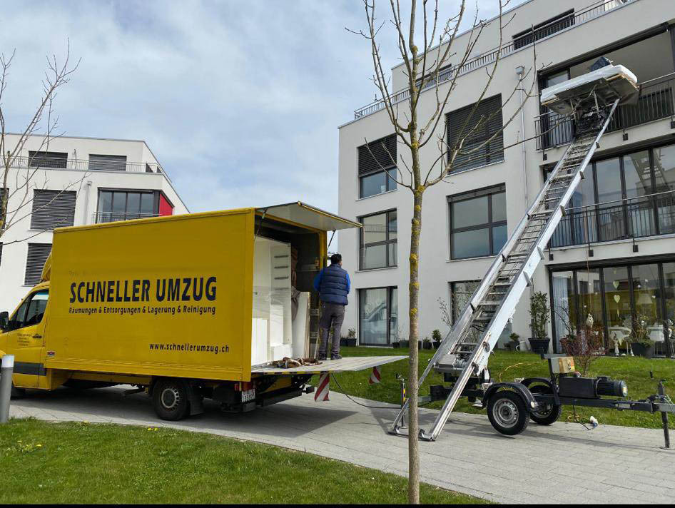 Schnellerumzug-Moebelwagen-Transport-12.jpg